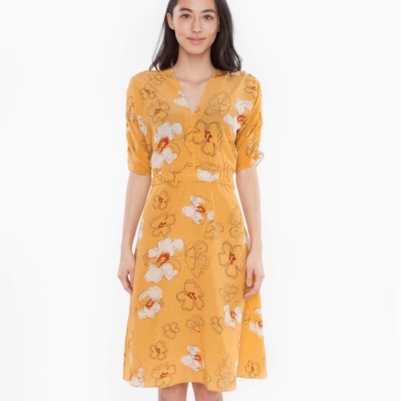 Tucker Dresses & Skirts - NEW • Tucker • The Market Dress Desert Floral Med